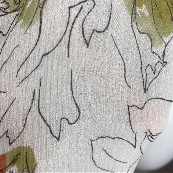 Gibson Chiffon Floral Tank - Picture 7 of 8